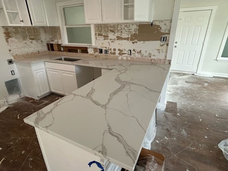 Gallery photos for Sleek Kitchen and Elegant Bathroom Makeover: Image #1
