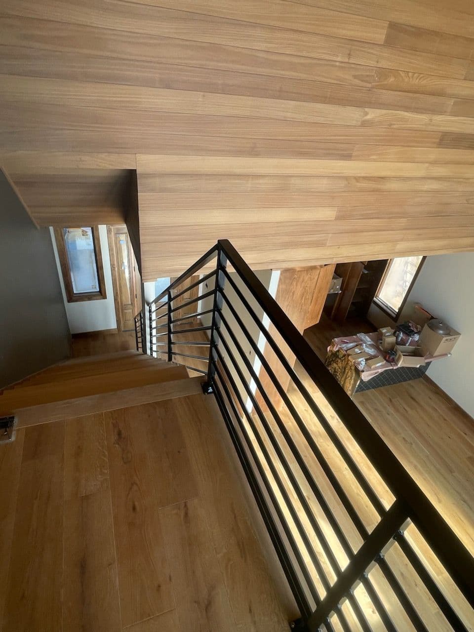 Gallery photos for Modern Cabin-Style Transformation: Image #1